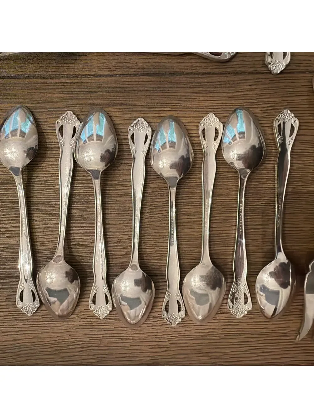 Ornate Scroll Stainless Flatware Set 42 Piece Set with Serving Pieces